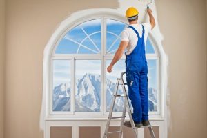 Pintores profesionales vs. Hágalo usted mismo: ¿Cuándo es mejor llamar a un pintor experto?